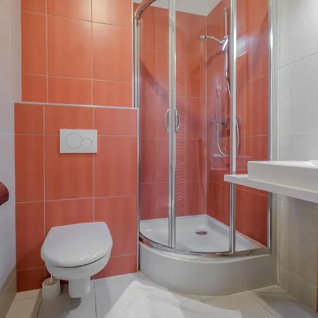 Aparthotel Relax & Luxury A4 *